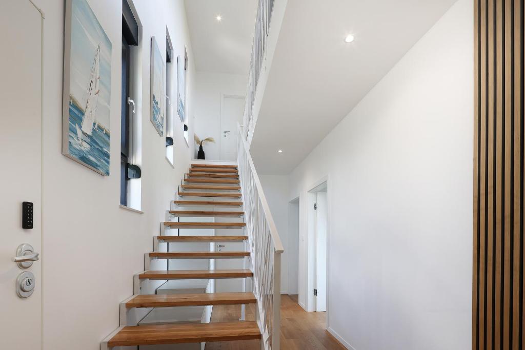 APARTMENT ANNI