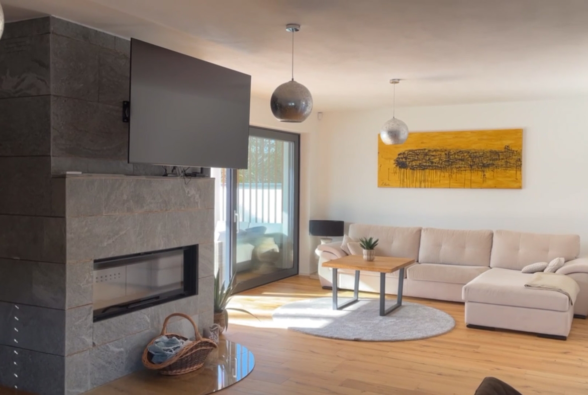 LUKSUZNA VILA „RELAX HOUSE“ BIHAĆ