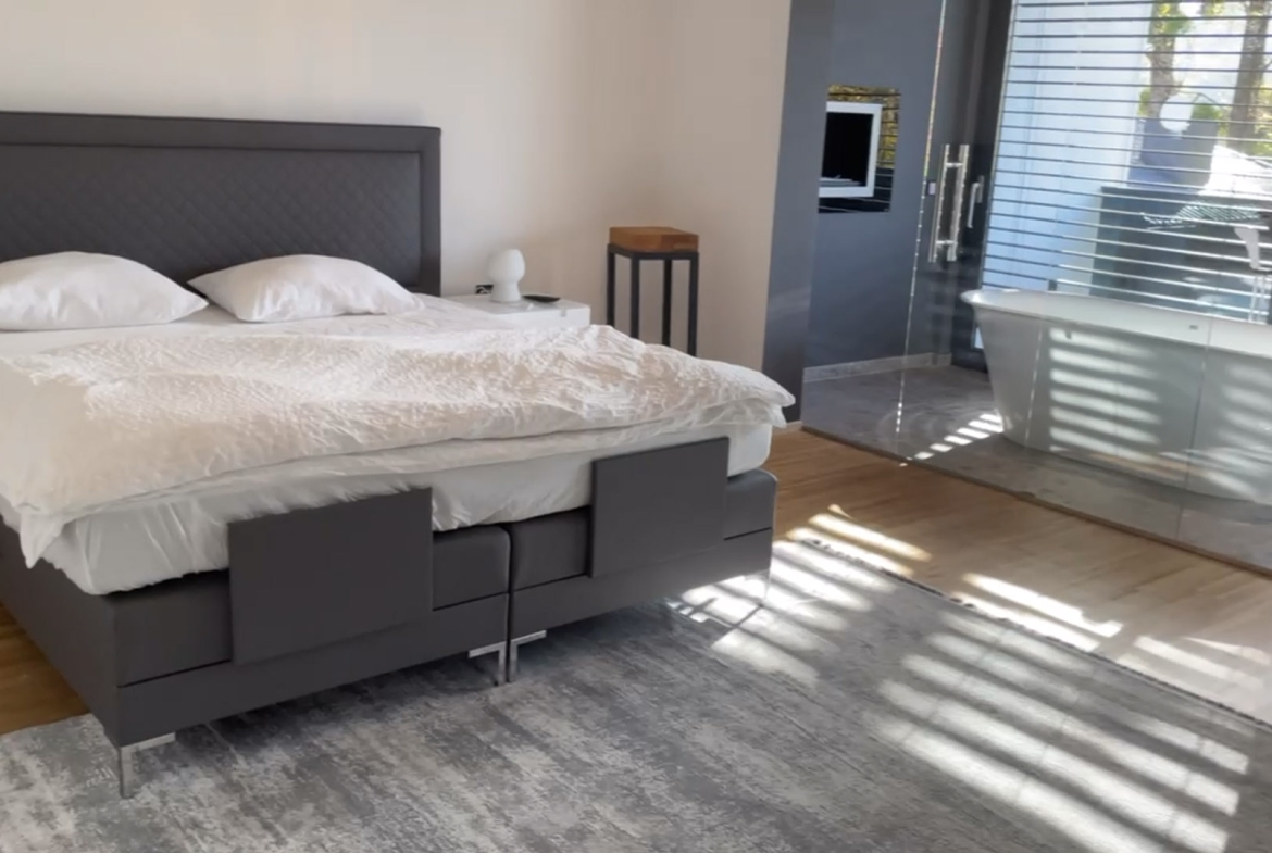 LUKSUZNA VILA „RELAX HOUSE“ BIHAĆ